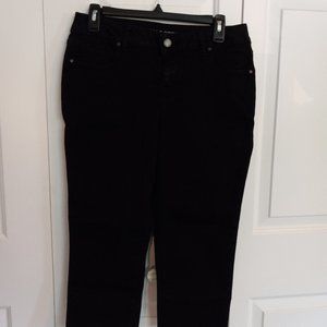Black Jean Capris, Falls Creek, Size 8